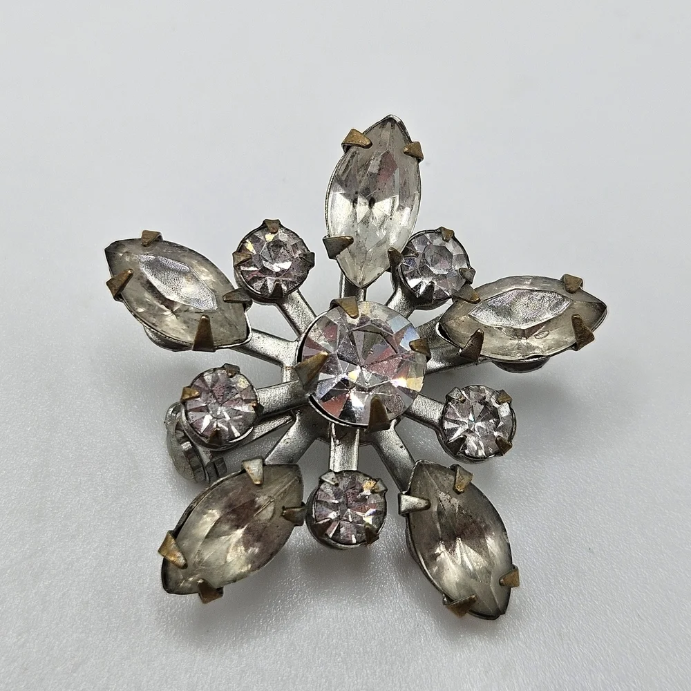 VINTAGE Rhinestone Silver Tone Snowflake Brooch Pin Set of Two Winter